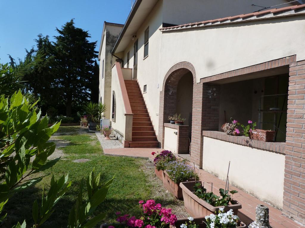 Agriturismo Mandriato Santa Luce Eksteriør billede